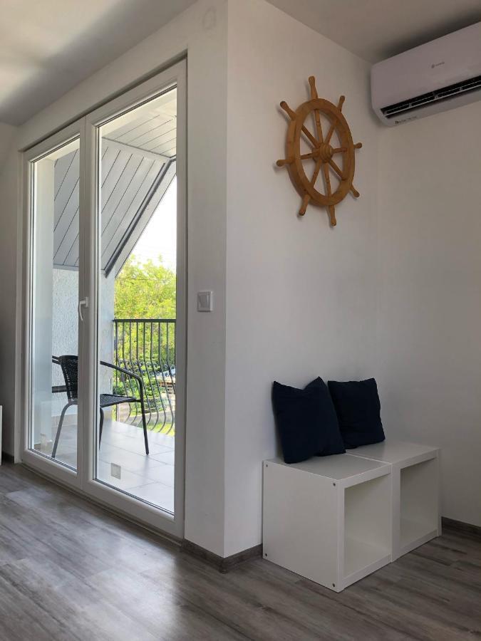 Apartamento Tóparti hangulatú nyaraló-Balatonboglár Exterior foto